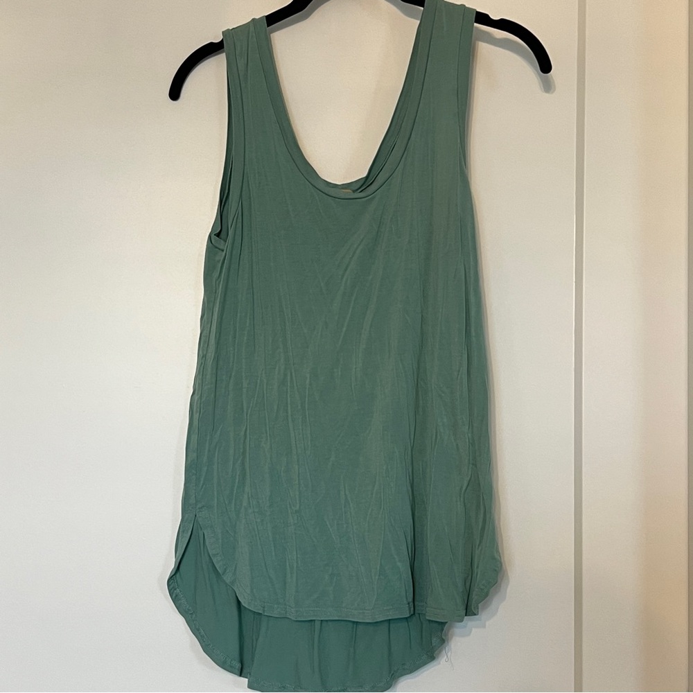 Piko Scoop Neck Tank